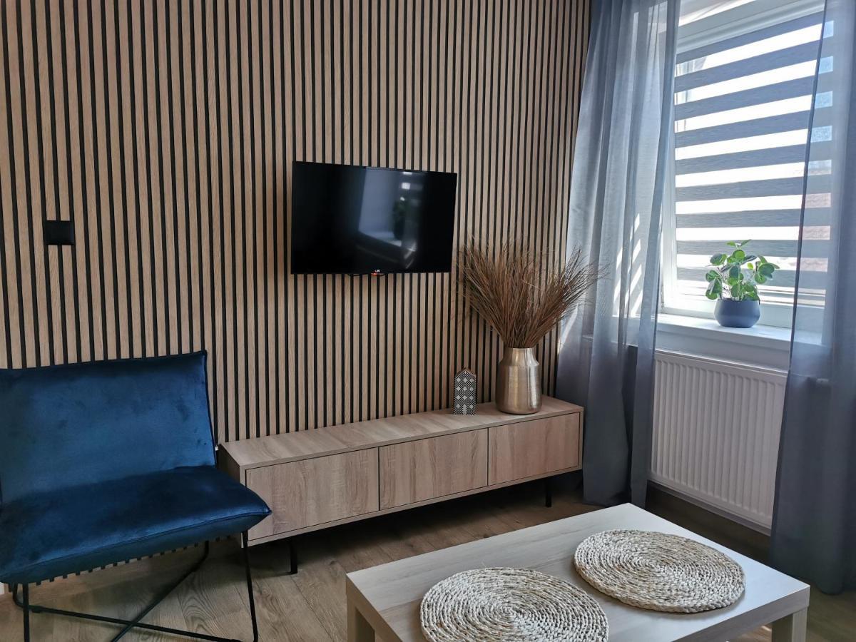 Appartement Kamienica à Uniejów Extérieur photo
